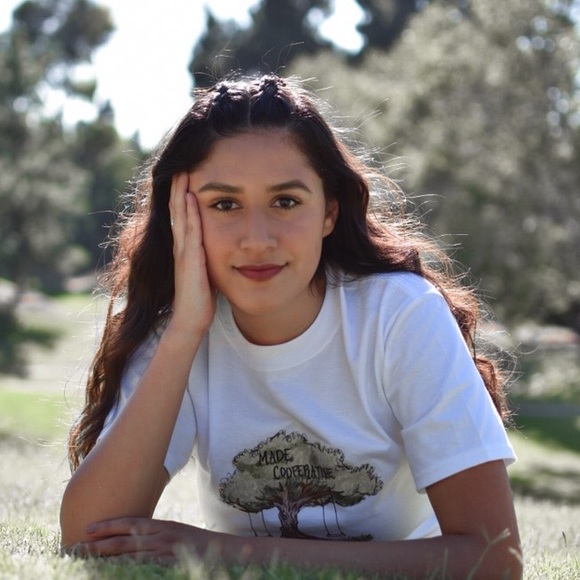 T-shirts - Picture 4 of 4